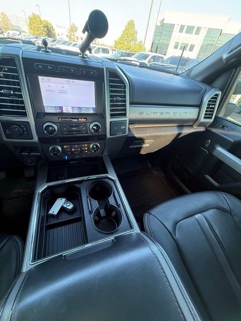 Used 2020 Black Metallic Ford Platinum image 12