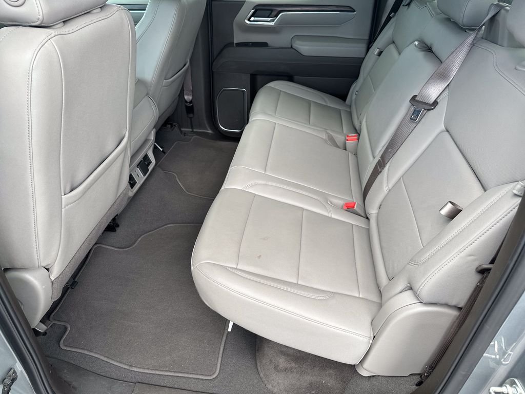 Used 2025 Sterling Metallic GMC SLT image 13