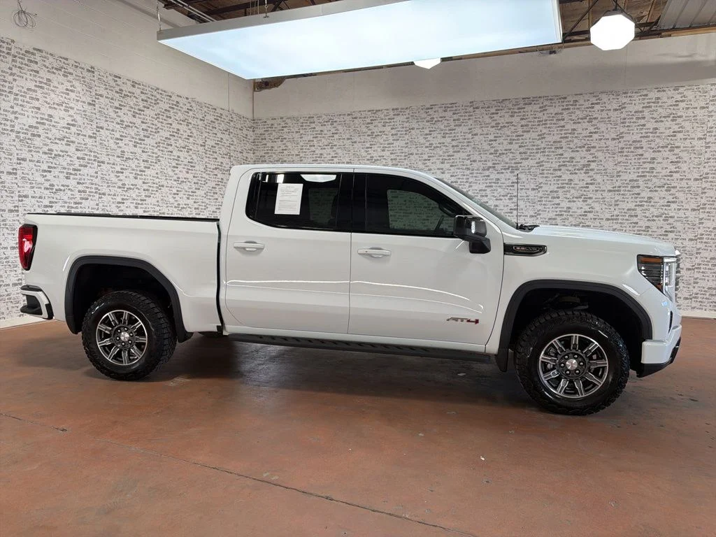 Used 2024 Summit White GMC AT4 image 8