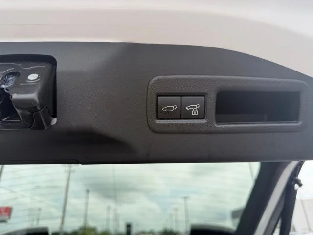 Used 2025 White Subaru Limited image 26