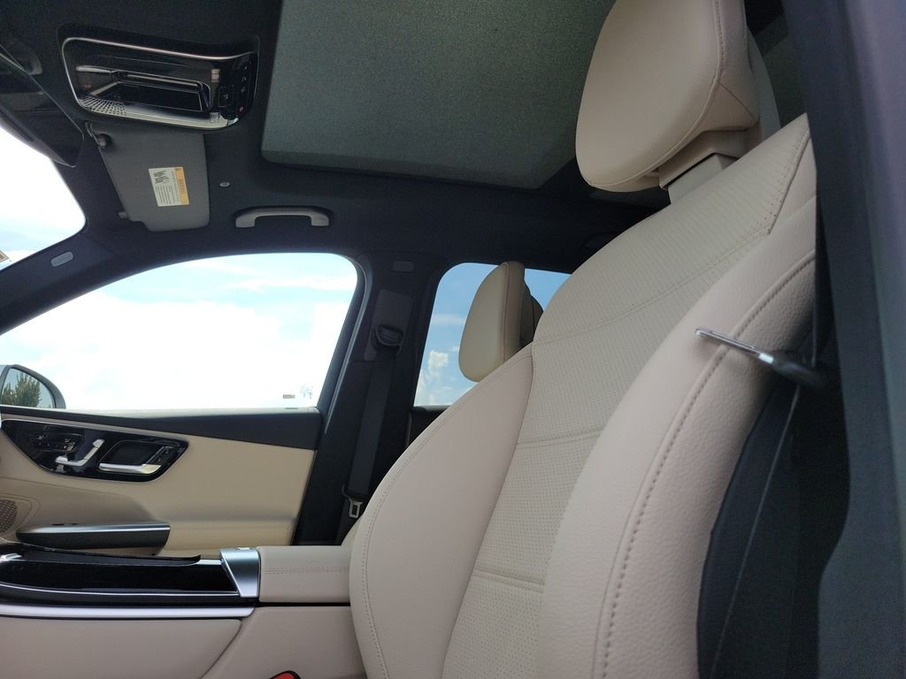 New 2027 Cirrus Silver Metallic Mercedes-Benz GLC 300 image 20