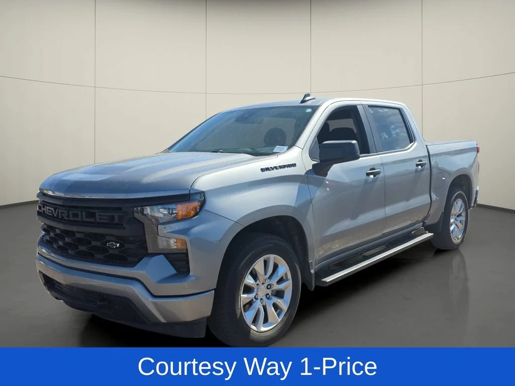 Used 2024 Sterling Gray Metallic Chevrolet Custom image 4