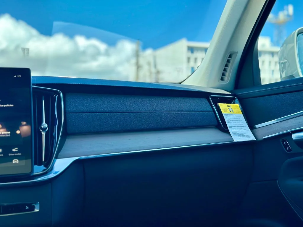 New 2026 Gray Volvo T8 Plus image 13