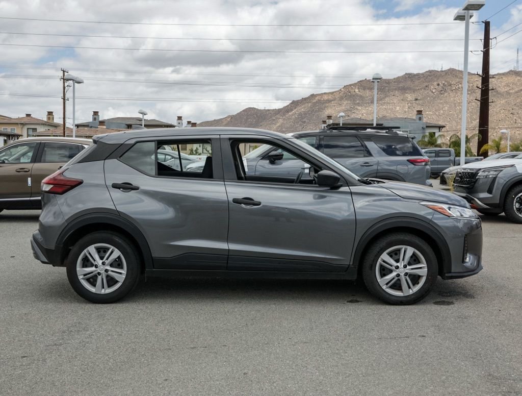 Used 2024 Gray Nissan S image 2