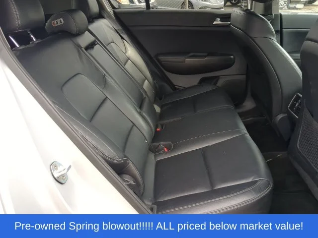 Used 2017 Silver Kia EX image 39