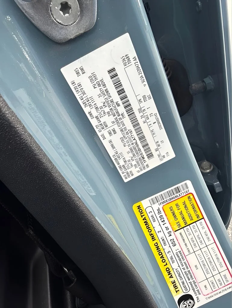 Used 2022 Blue Ford Base image 24