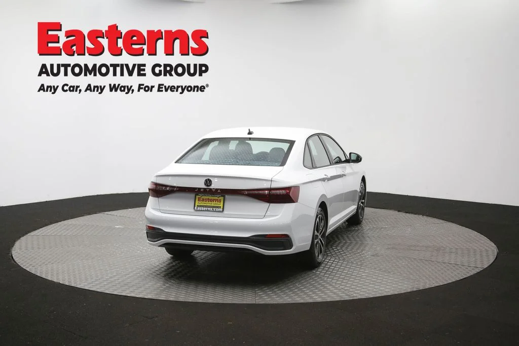 Used 2025 White Volkswagen 1.5T Sport image 36