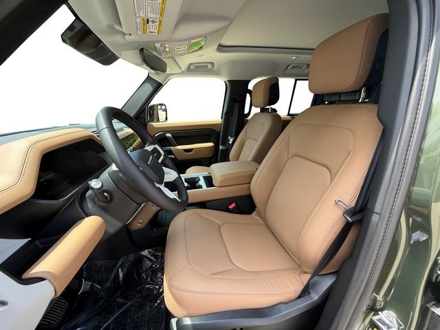 New 2026 Woolstone Green Land Rover X-Dynamic SE image 10