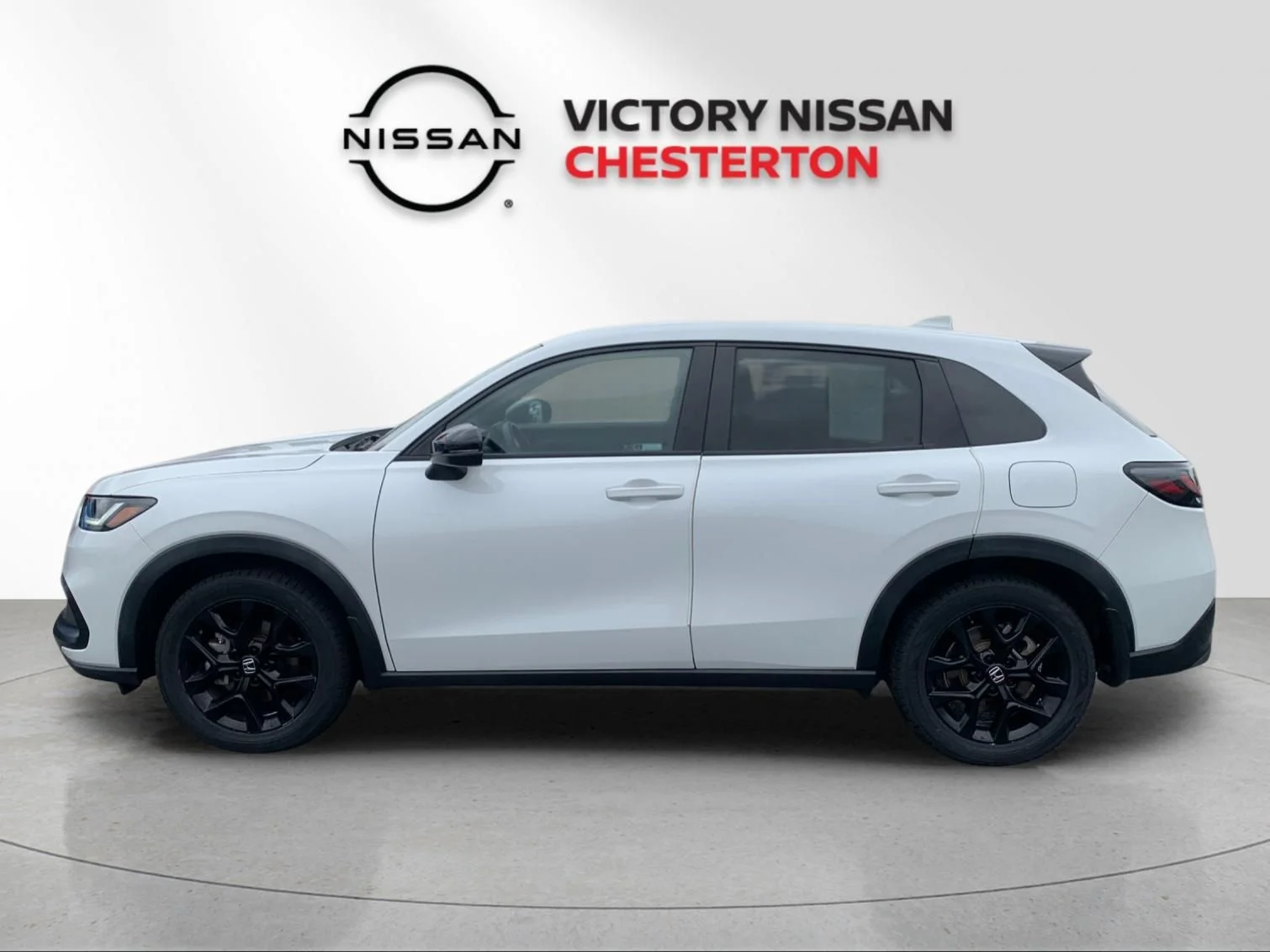 Used 2024  Honda Sport image 2