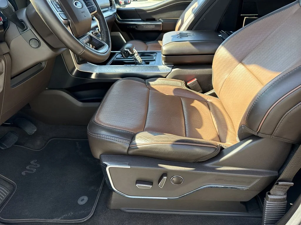 Used 2023 Gray Ford King Ranch image 9