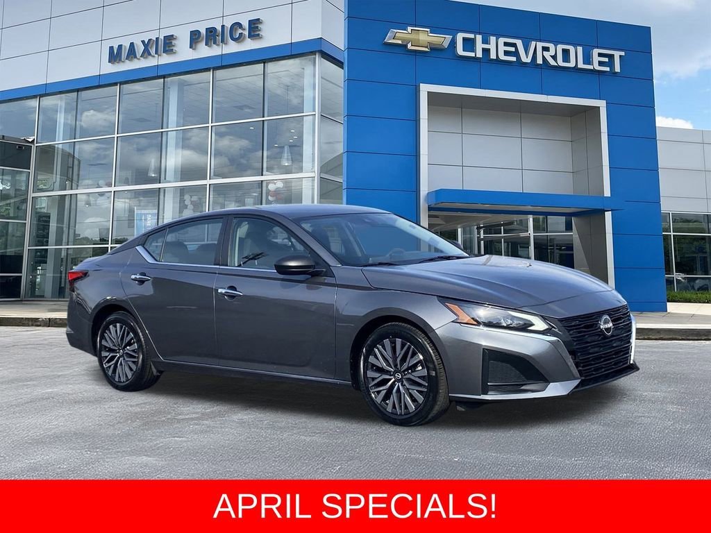 2024 Nissan Altima SV