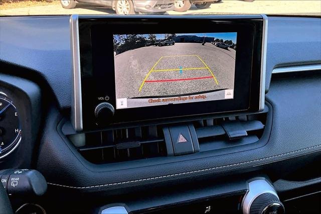 Certified Used 2023 SILVER SKY METALLIC Toyota  image 26