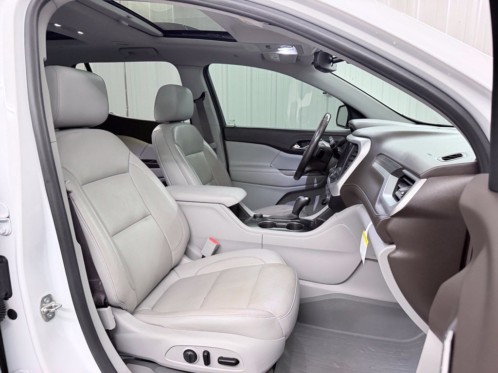 Used 2019 White GMC SLT-1 image 45