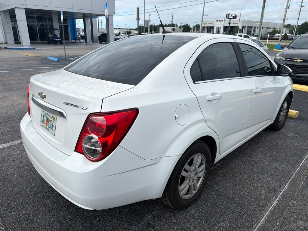 Used 2014 White Chevrolet LT image 2