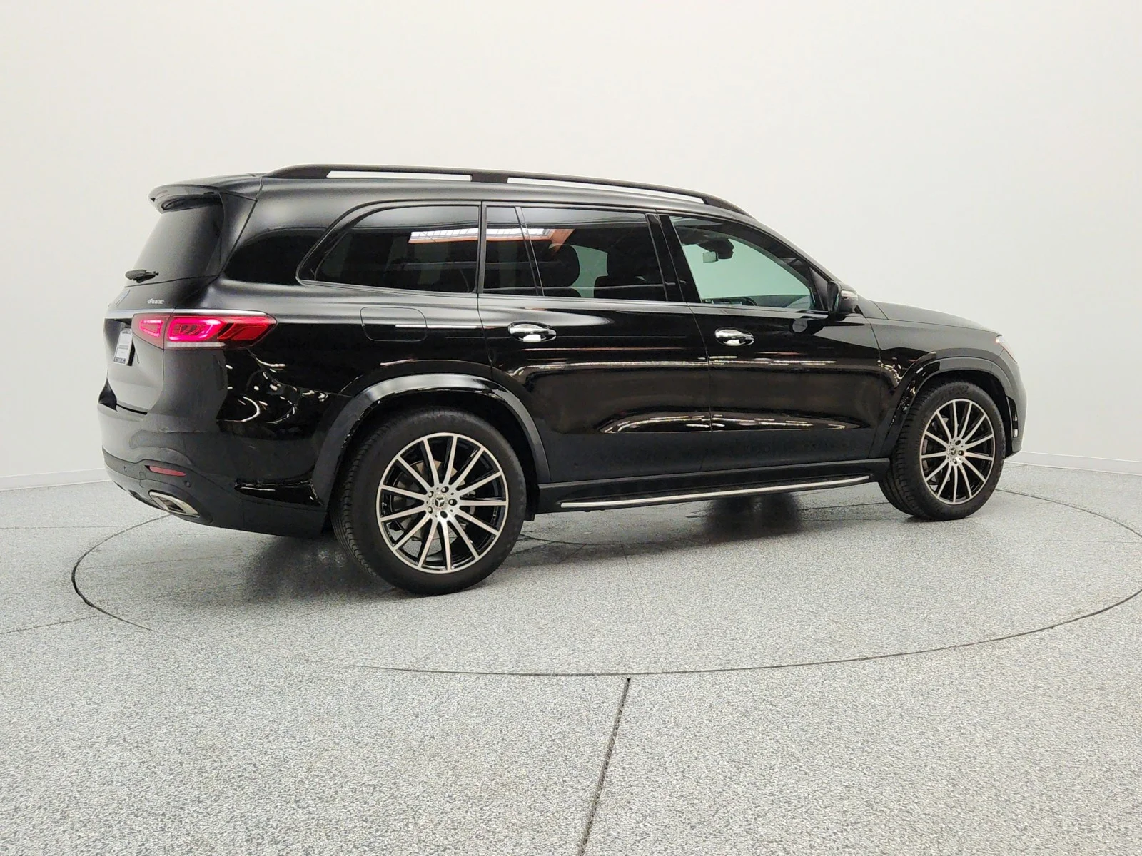 Certified Used 2023 Black Mercedes-Benz GLS 580 4MATIC® SUV image 5