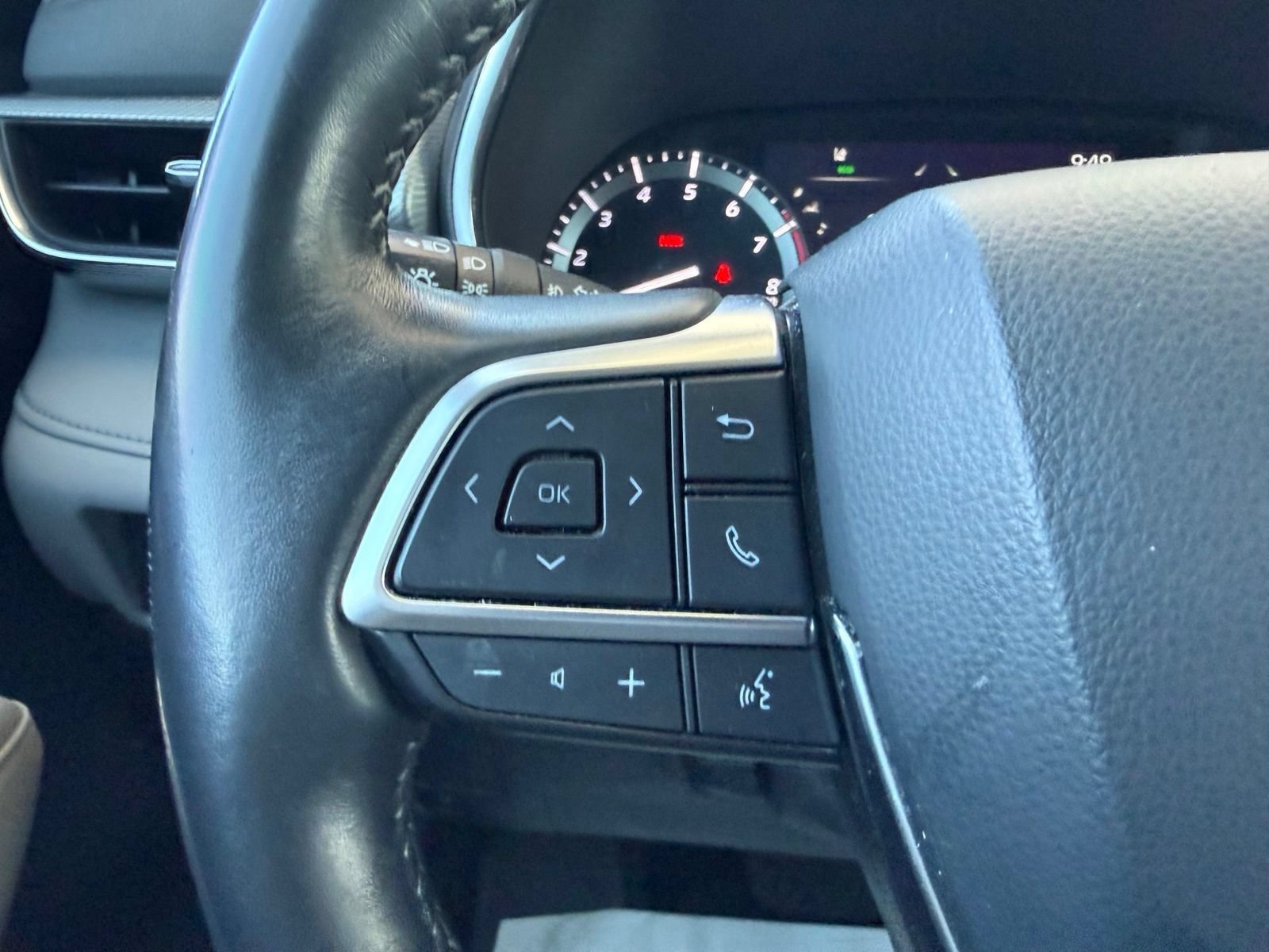 Used 2021 Gray Toyota Platinum image 19