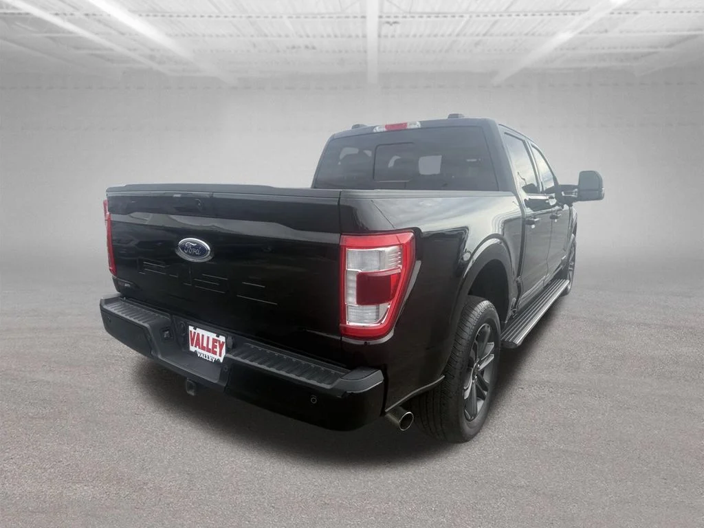 Used 2023 Black Ford Lariat image 4