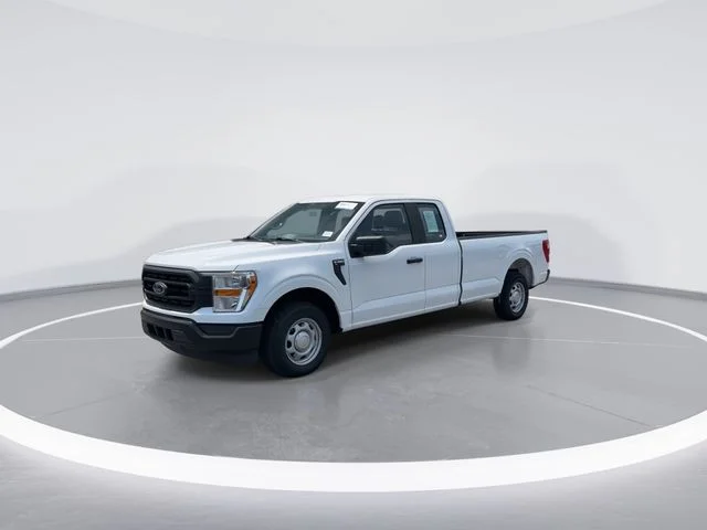 Used 2021 White Ford XL image 3