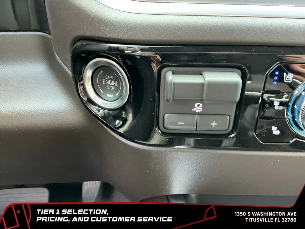 New 2026 Onyx Black GMC SLT image 31