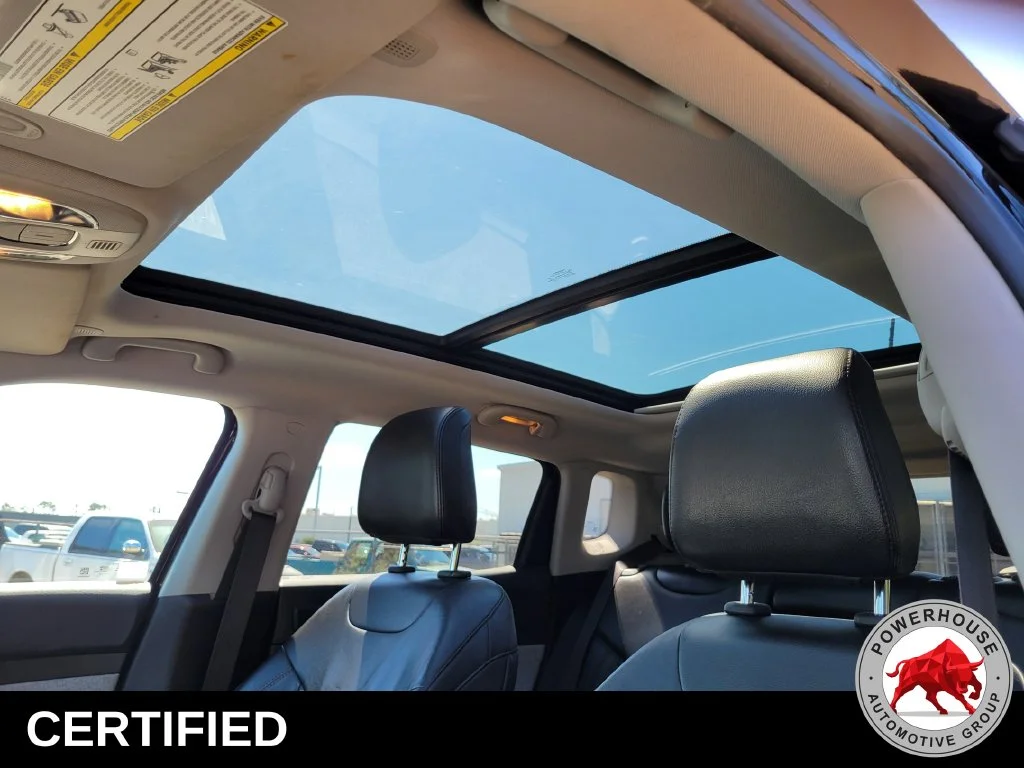Used 2022 Black Jeep Latitude Lux image 24