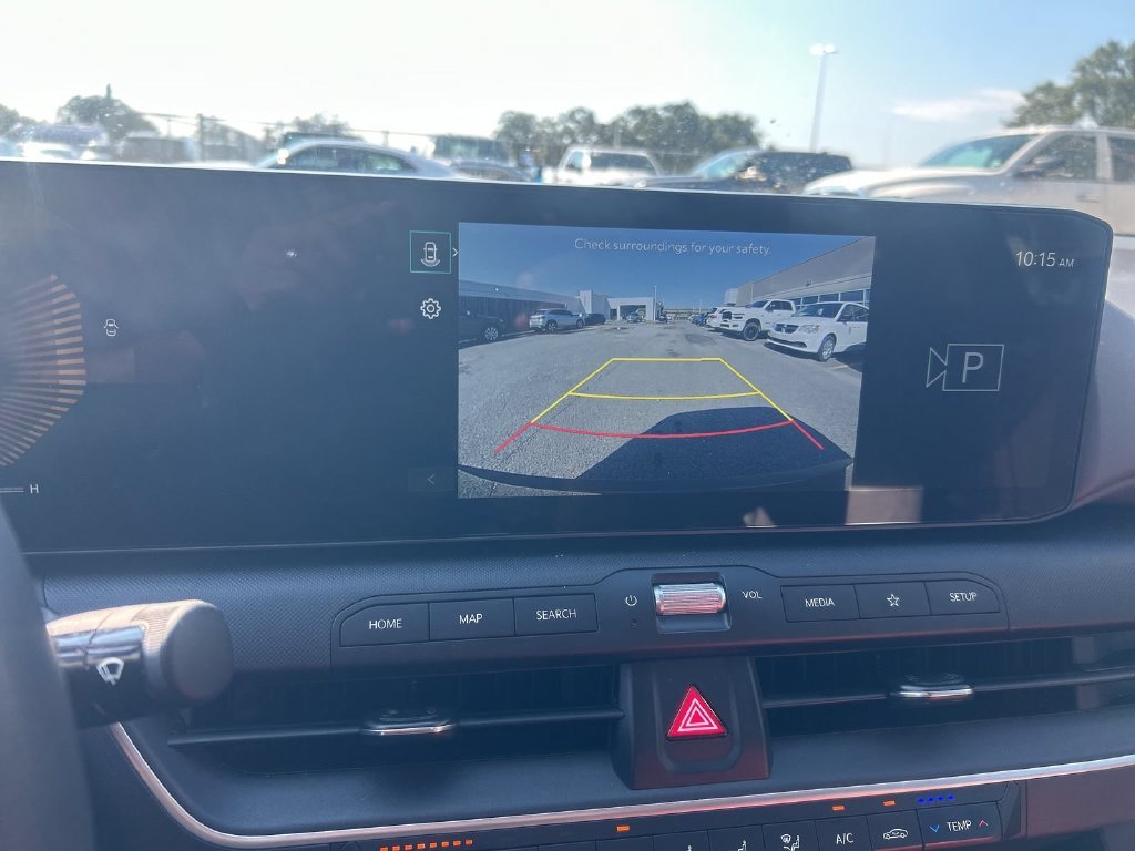 Used 2025 Black Kia LXS image 17