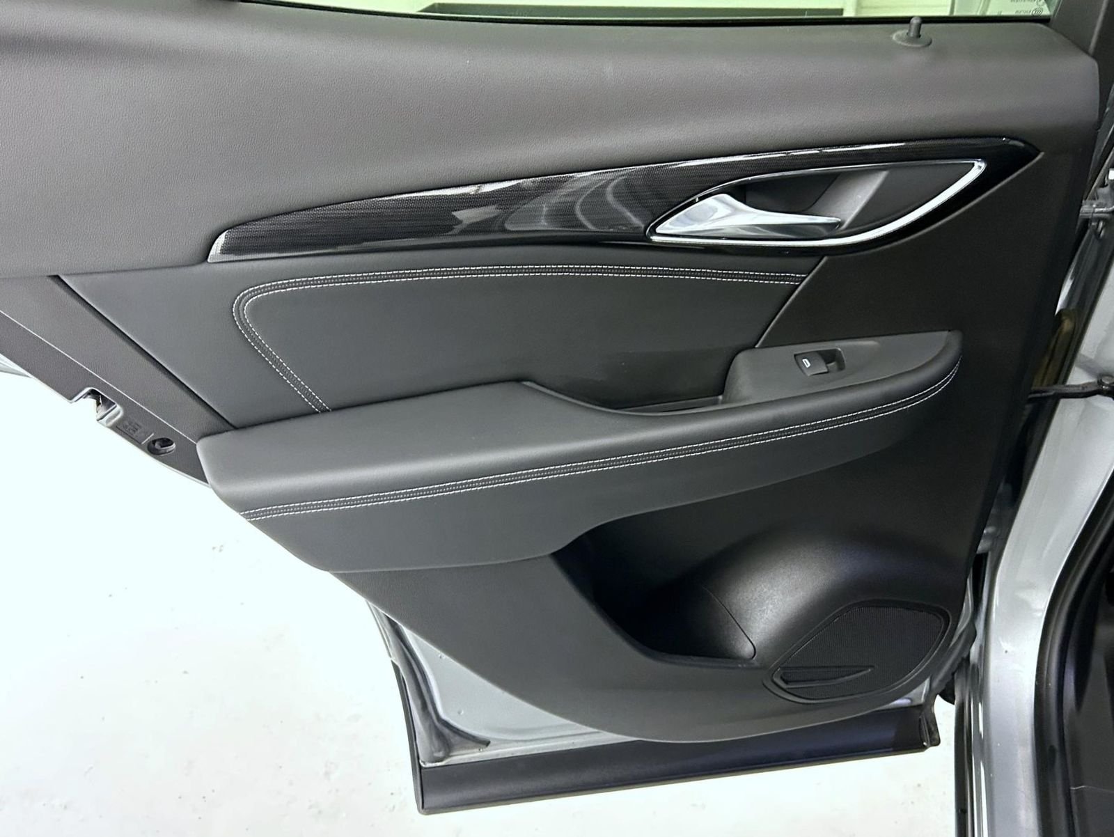 Used 2023 Gray Buick Essence image 19