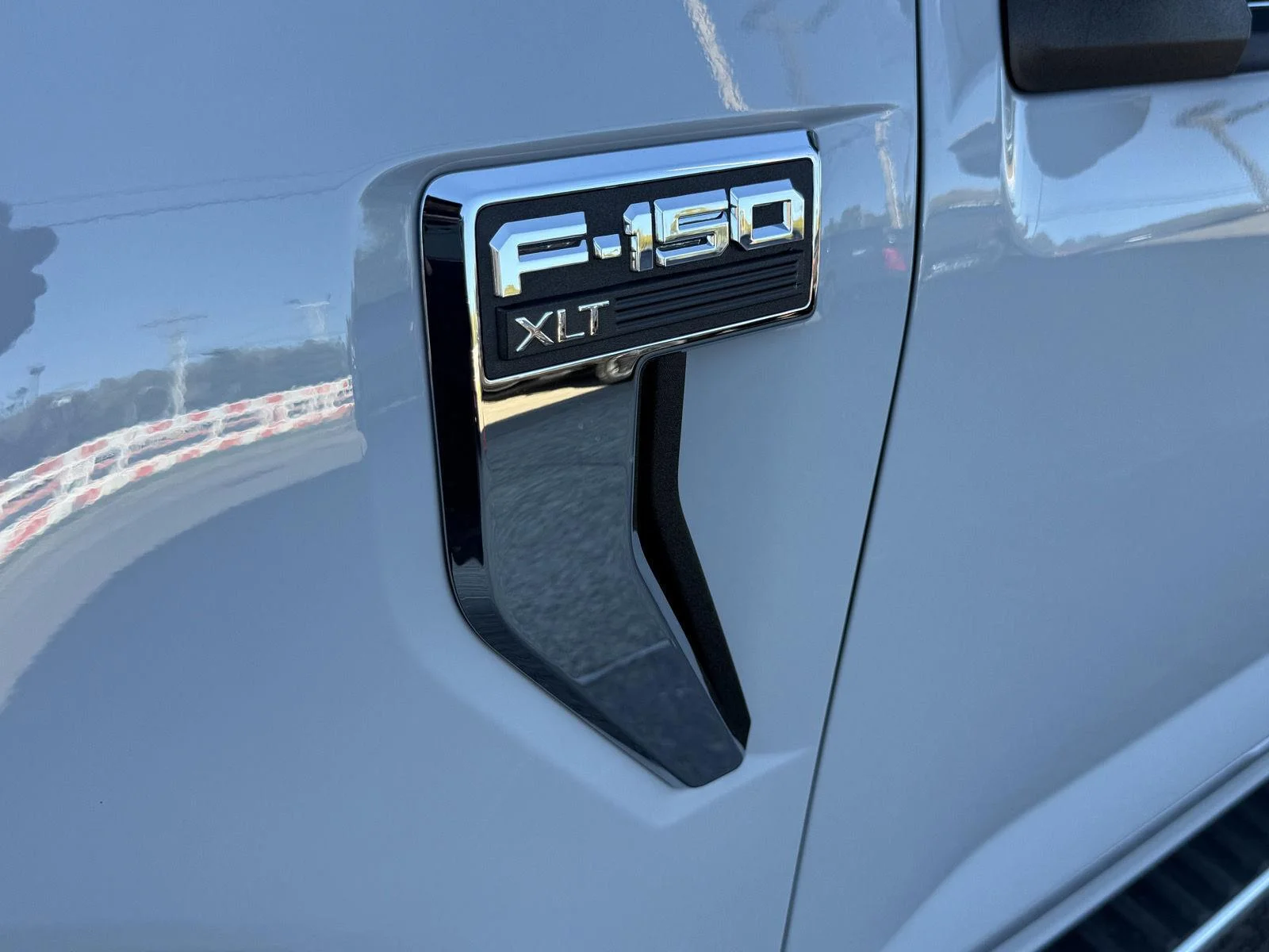 Used 2024 Avalanche Ford XLT image 9