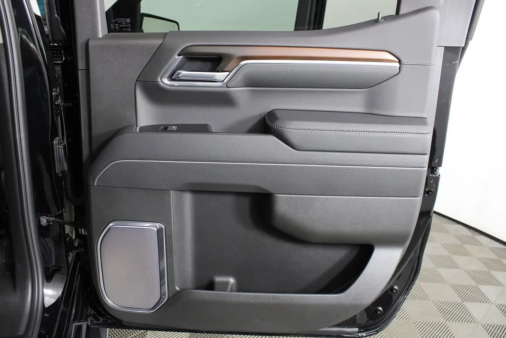 New 2026 Onyx Black GMC Denali image 9