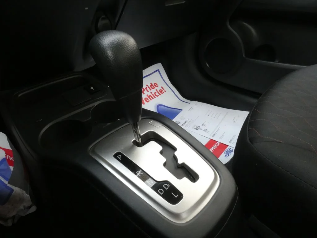 Used 2024 Gray Mitsubishi  image 20