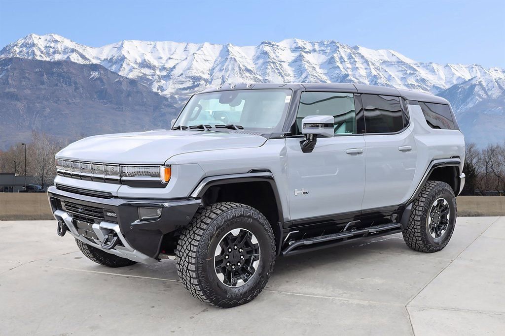 2025 GMC Hummer EV 3X SUV's photo