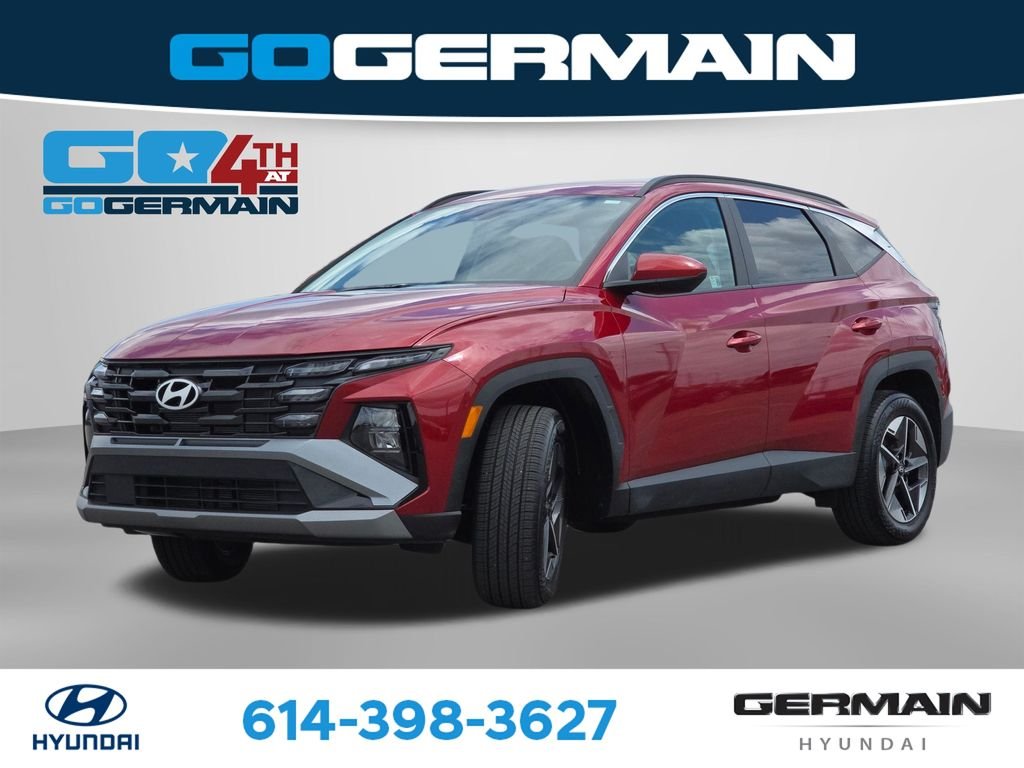 Used 2025 Red Hyundai SEL image 1