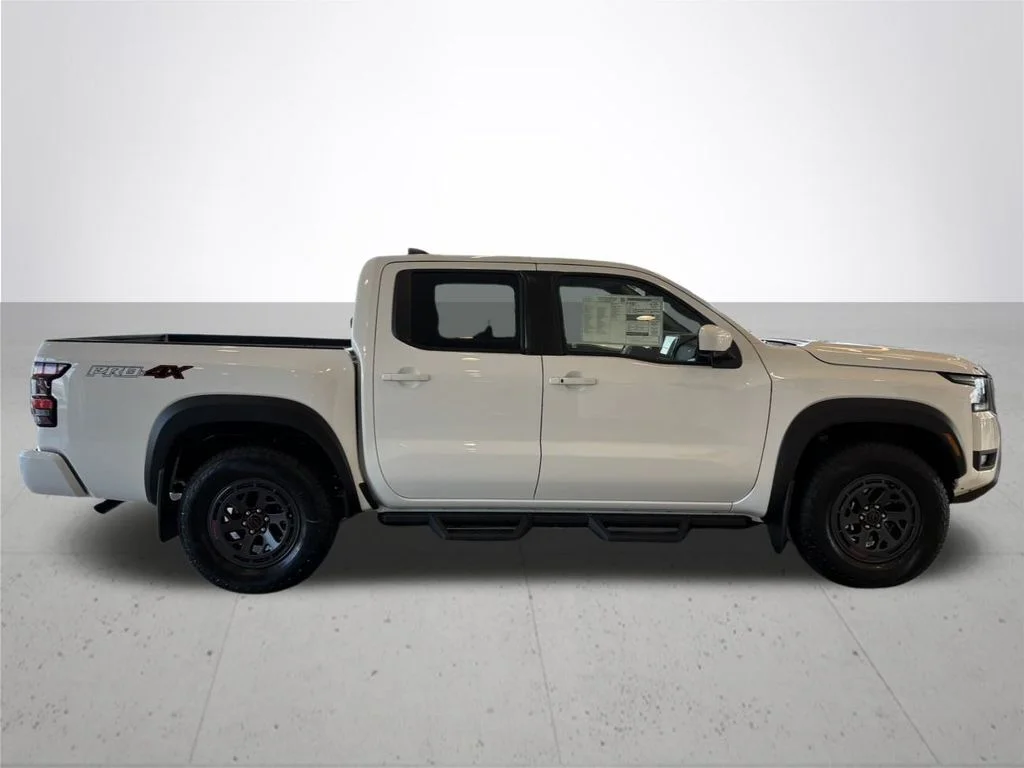 New 2026 White Nissan PRO-4X image 6