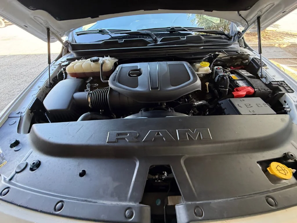Used 2025 White Ram Big Horn/Lone Star image 20