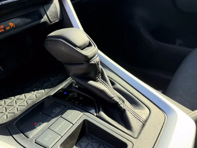 Used 2019 Pearl Toyota XLE image 20