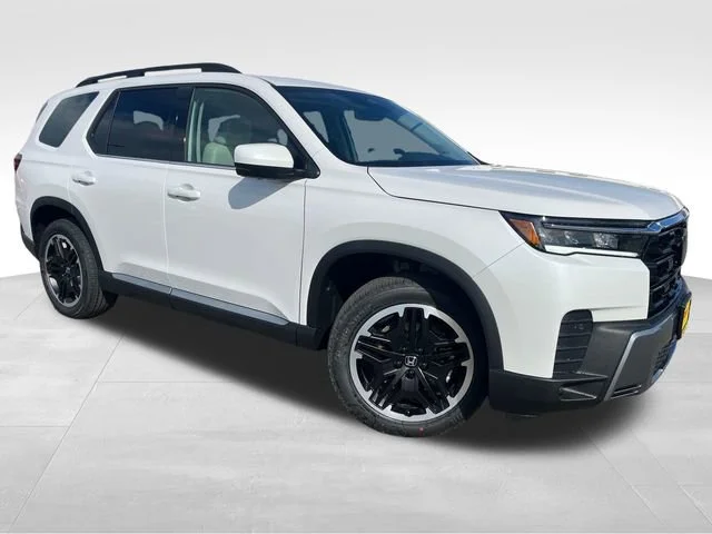 2026 Honda Pilot Touring AWD's photo