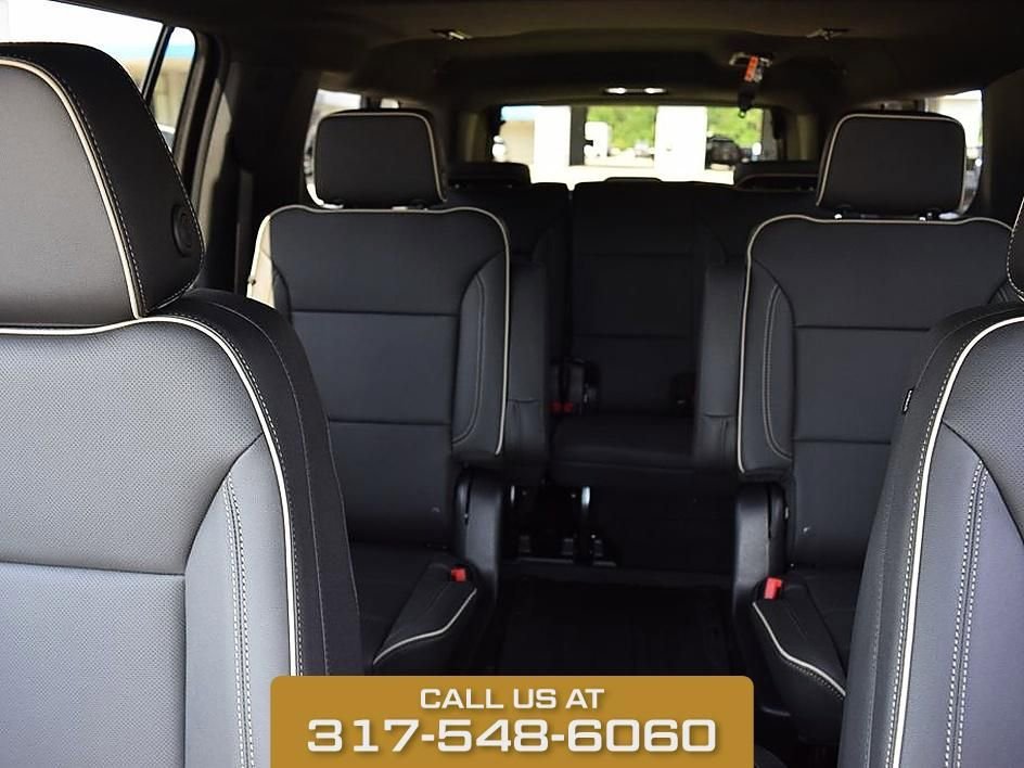 2026 Chevrolet Suburban Premier - Photo 23