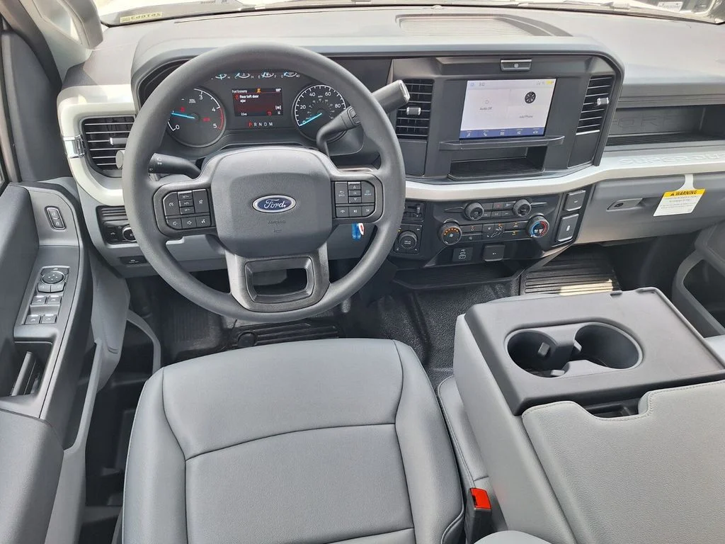 New 2026 Oxford White Ford F-250® XL image 9
