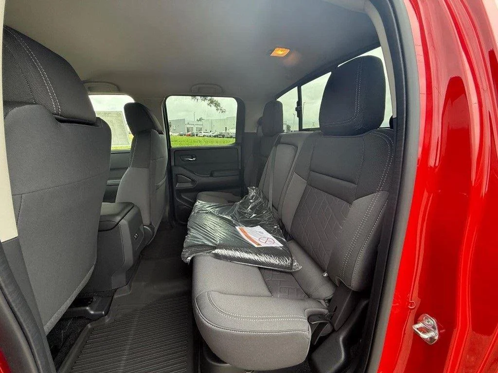 2026 Nissan Frontier SV - Photo 18