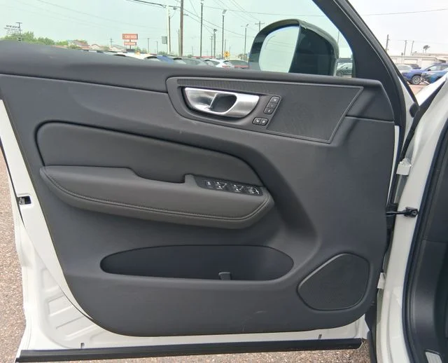New 2026 Crystal White Volvo Core image 14