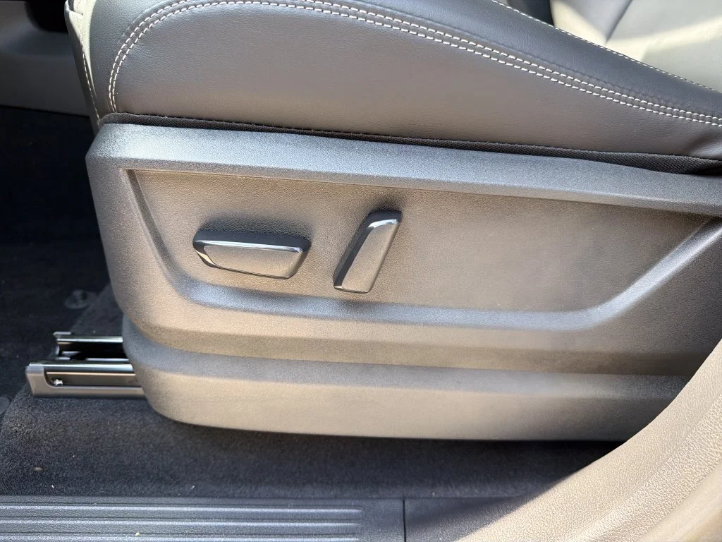 2026 Nissan Armada SV - Photo 14