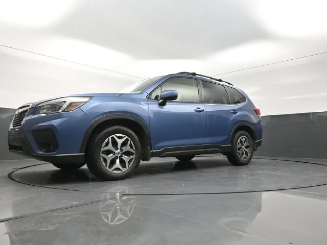 Used 2021 Blue Subaru Premium image 33