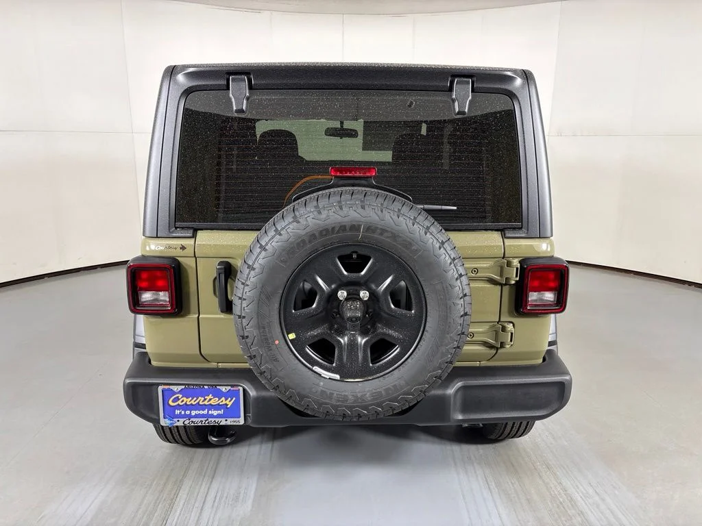 New 2027 Green Jeep Sport image 7