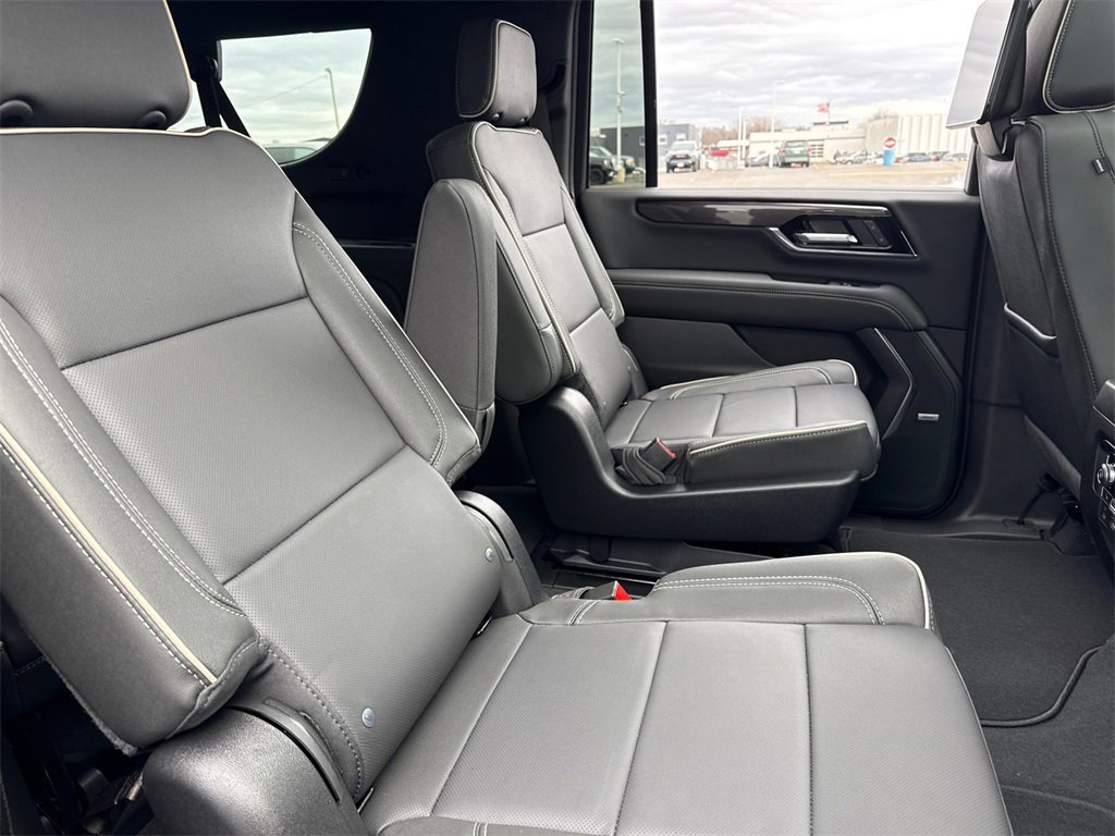 2026 GMC YUKON XL - Image 37