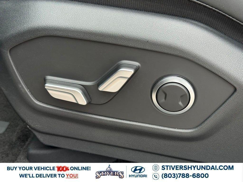 New 2027 Gray Hyundai SEL FWD image 24