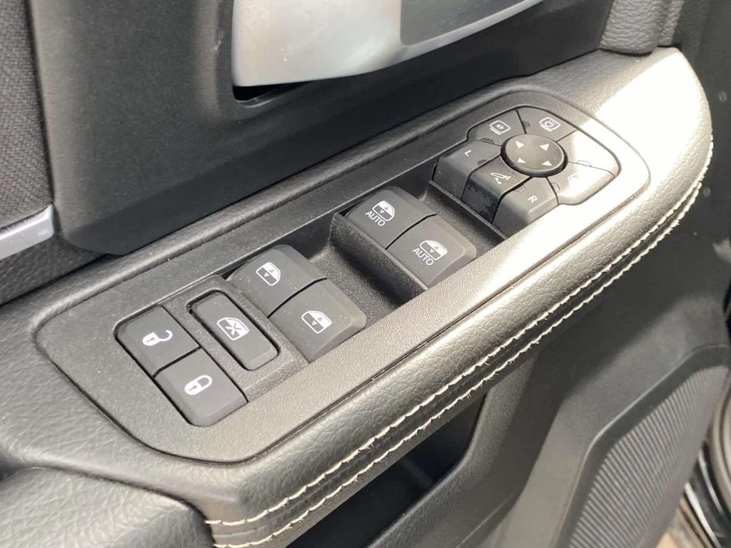 2025 RAM 2500 Big Horn - Photo 13