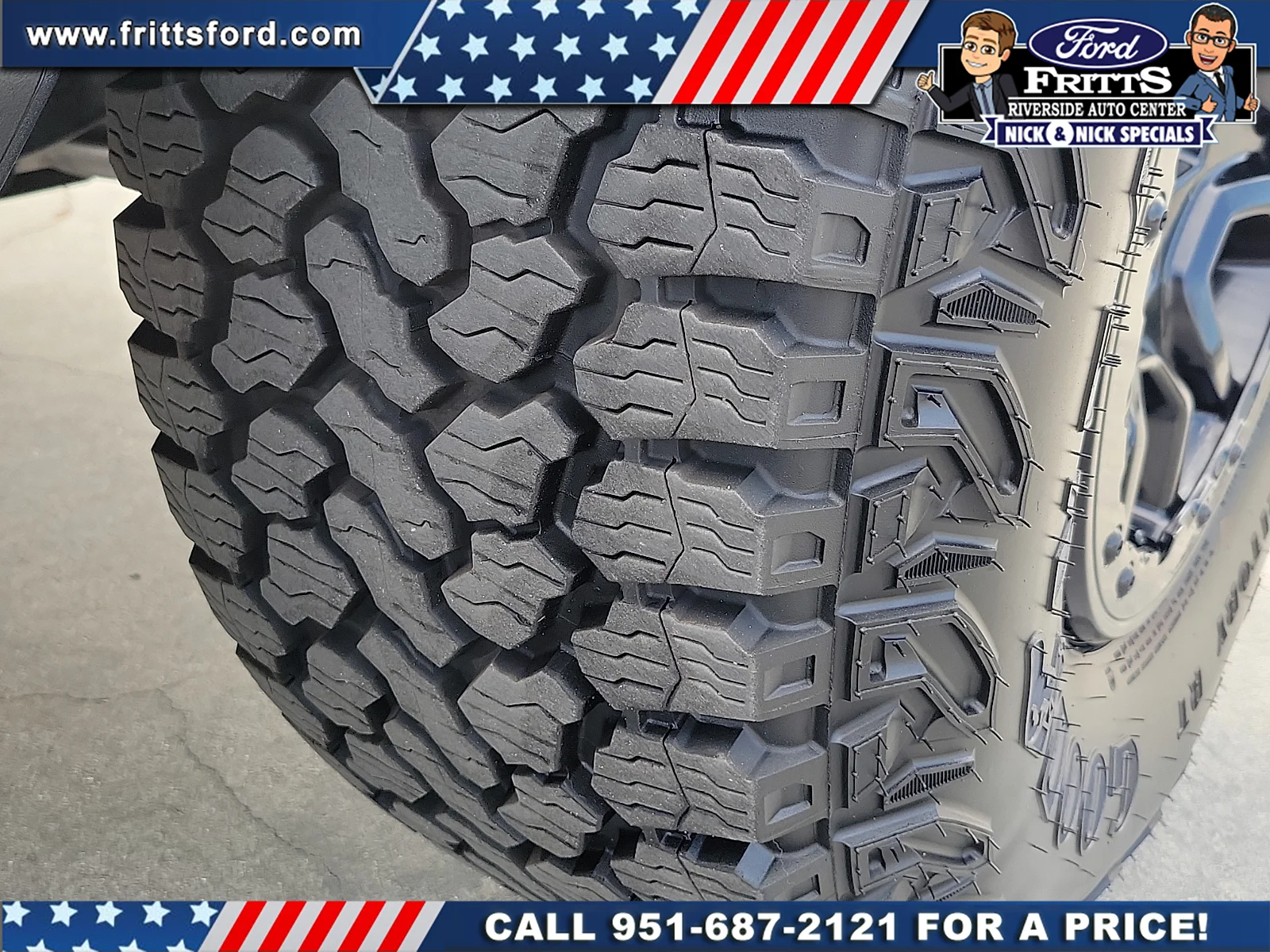 Certified Used 2025 Desert Sand Ford Badlands image 24