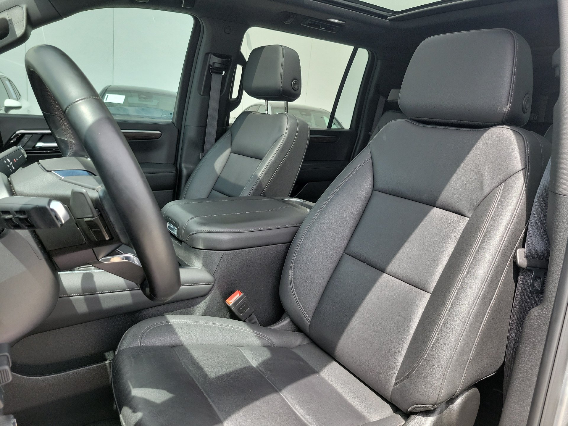 Used 2025 Sterling Gray Metallic Chevrolet Z71 image 21