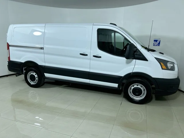 New 2026 OXFORD WHITE Ford Low Roof Cargo Van image 7