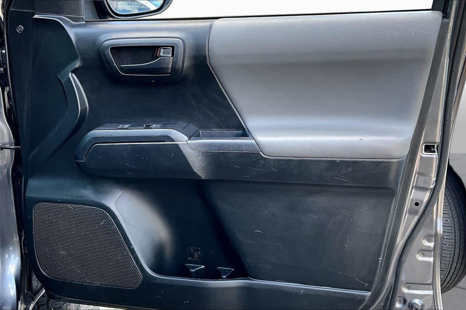 Used 2019 Magnetic Gray Metallic Toyota SR image 23