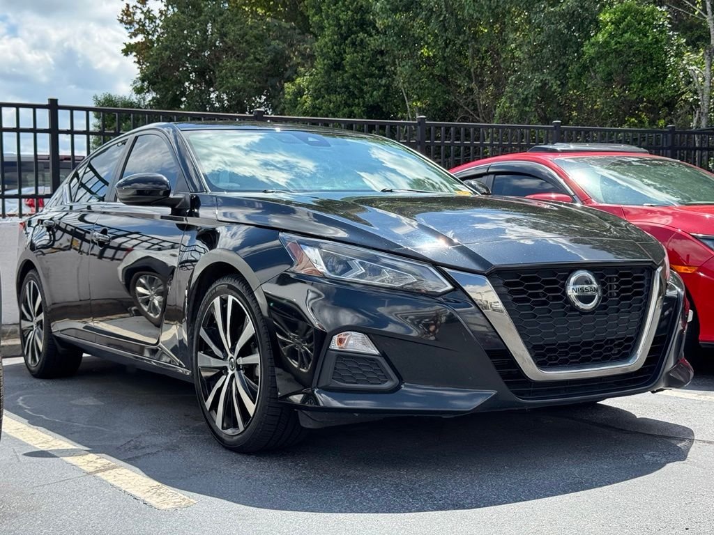 Used 2021 Black Nissan 2.5 SR image 1